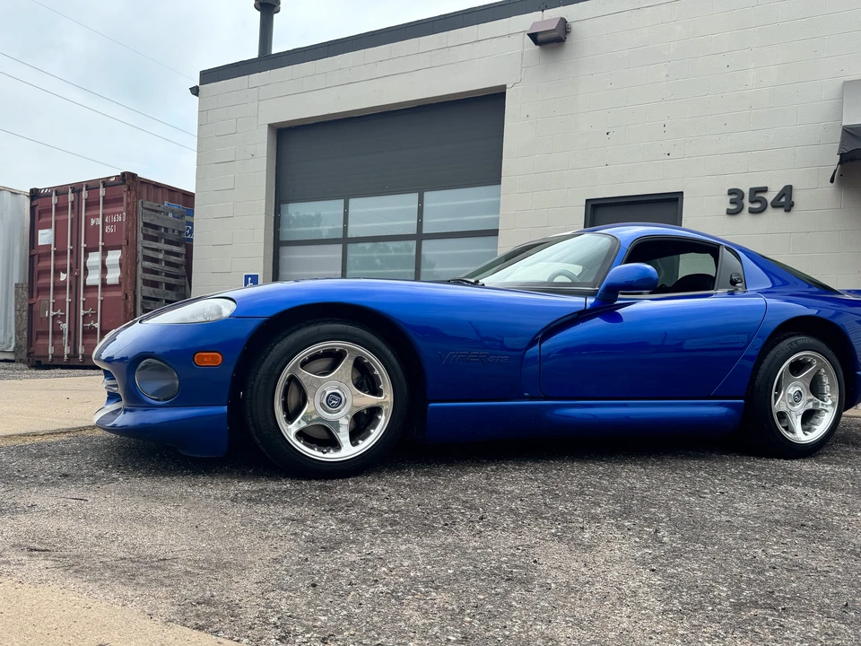 1996 Dodge Viper GTS 2nd Gen - Image 24 of 31