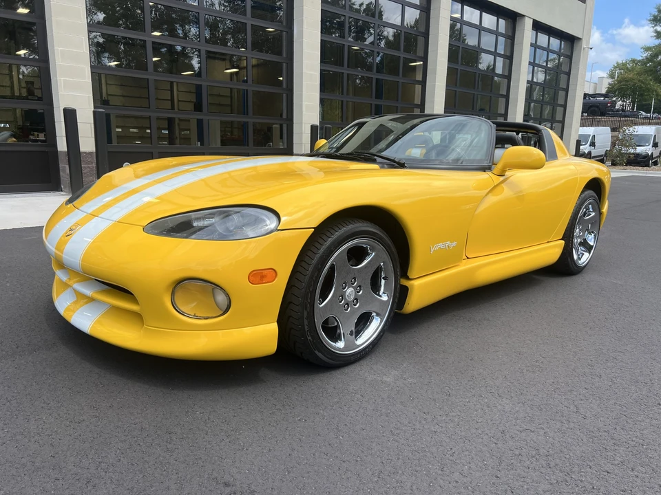 1996 Dodge Viper 2nd Gen - Image 2 of 31