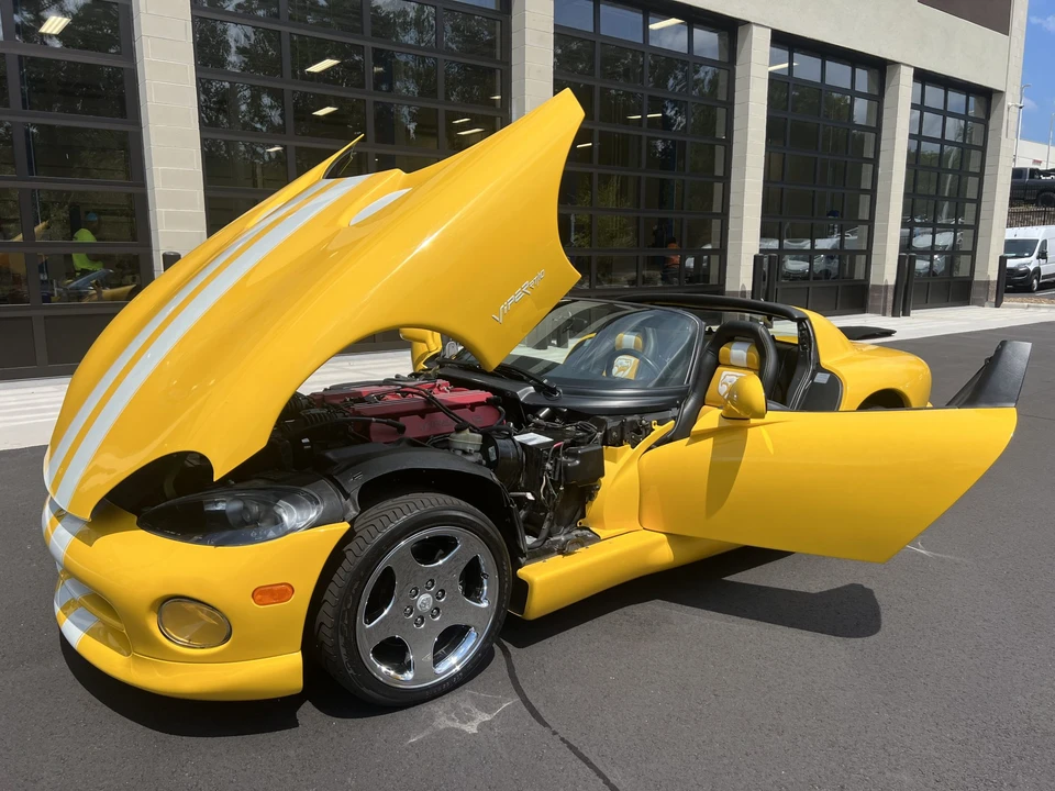 1996 Dodge Viper 2nd Gen - Image 18 of 31