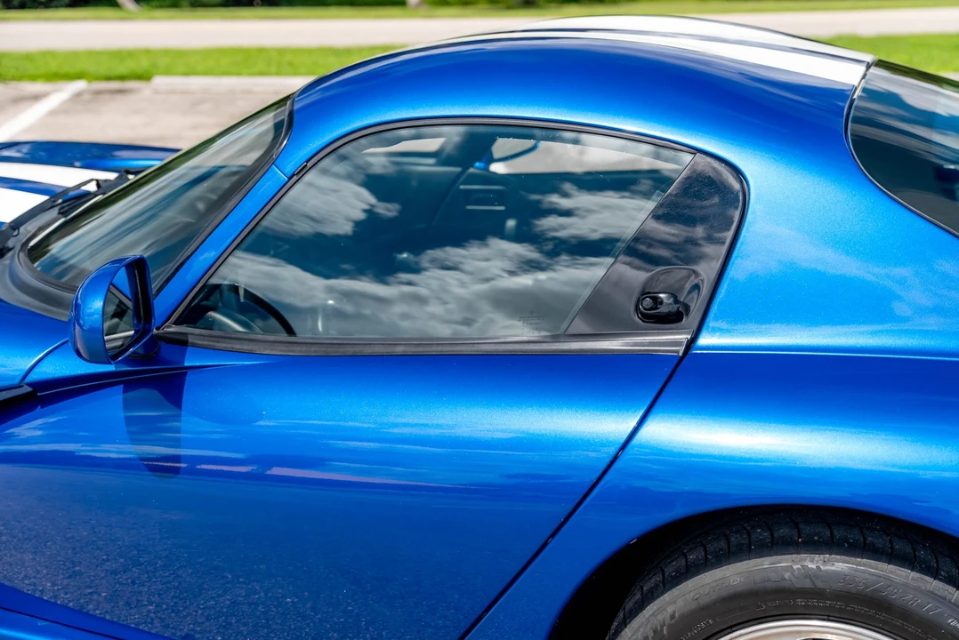 1997 Dodge Viper GTS 2nd Gen - Image 26 of 31