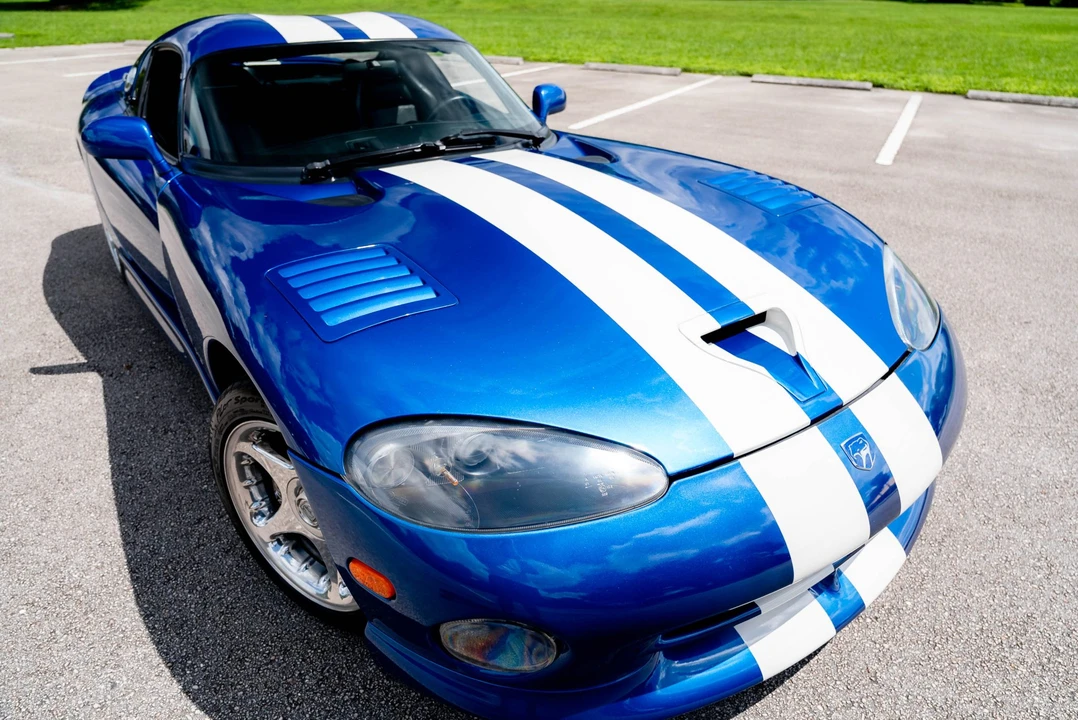 1997 Dodge Viper GTS 2nd Gen - Image 4 of 31