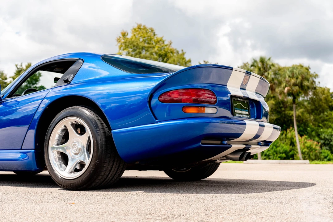 1997 Dodge Viper GTS 2nd Gen - Image 29 of 31