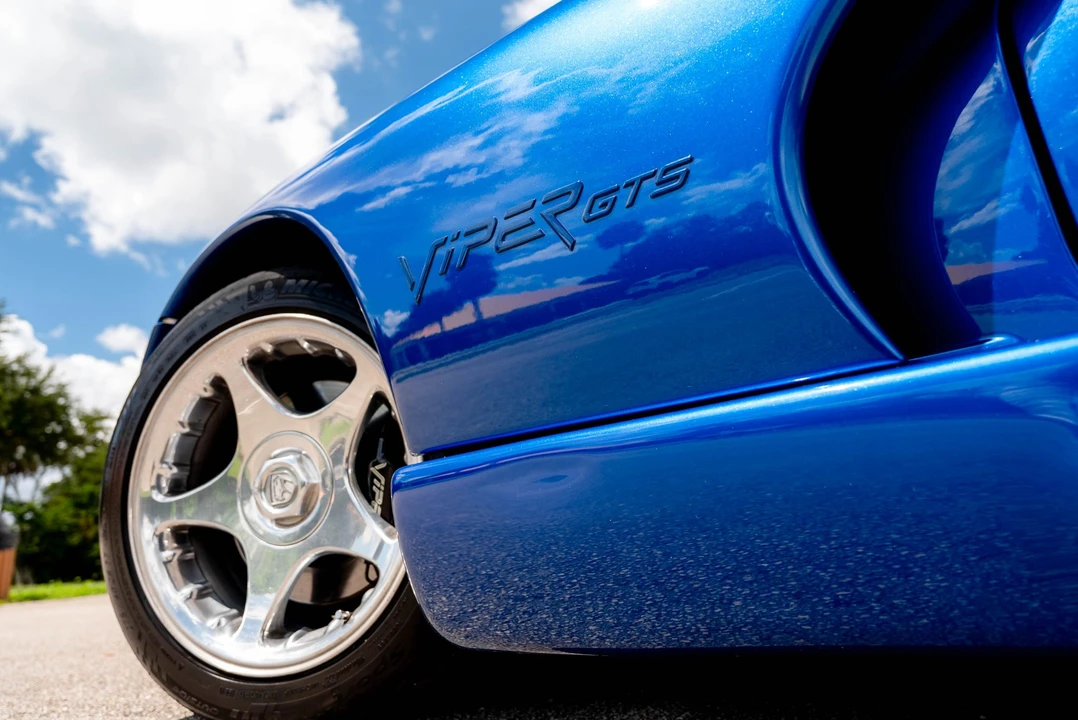 1997 Dodge Viper GTS 2nd Gen - Image 24 of 31