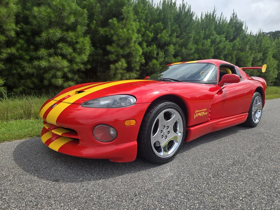 1997 Dodge Viper GTS 2nd Gen - Image 10 of 31