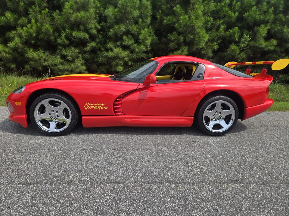 1997 Dodge Viper GTS 2nd Gen - Image 9 of 31