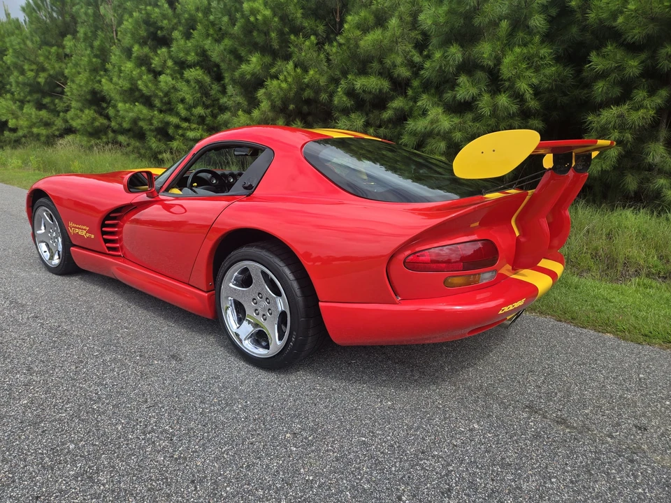 1997 Dodge Viper GTS 2nd Gen - Image 7 of 31