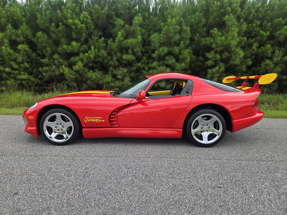 1997 Dodge Viper GTS 2nd Gen - Image 8 of 31