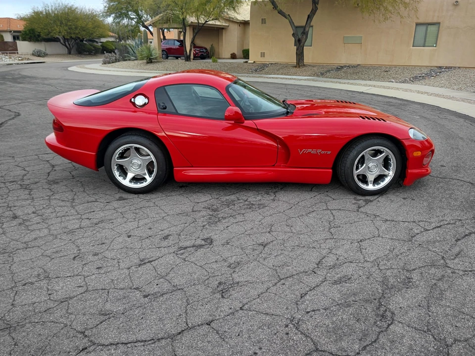 1998 Dodge Viper GTS 2nd Gen - Image 17 of 31
