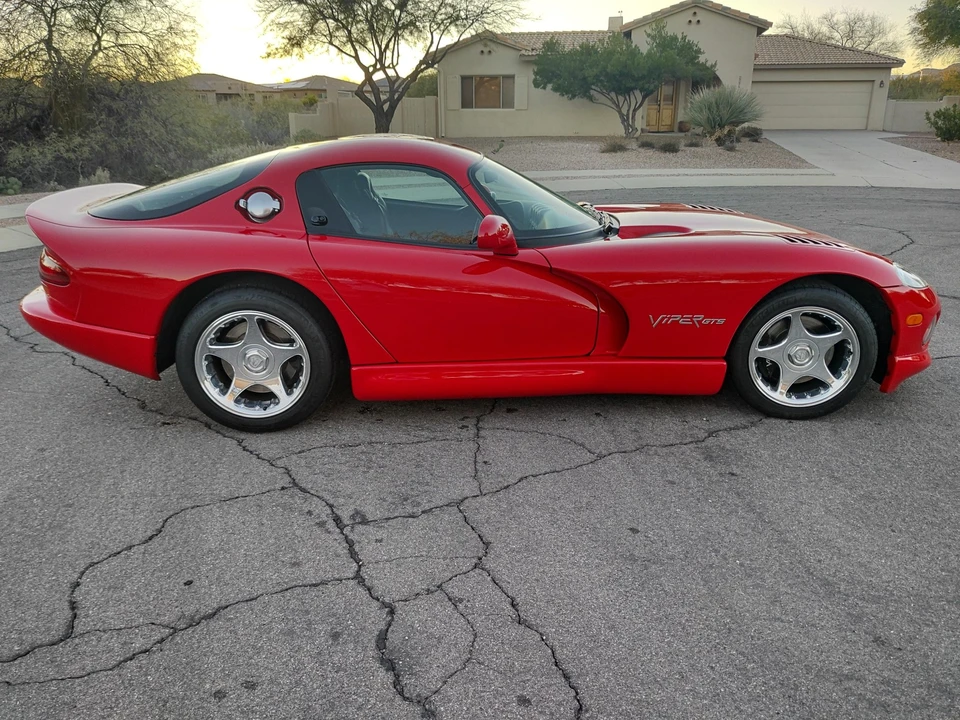 1998 Dodge Viper GTS 2nd Gen - Image 15 of 31