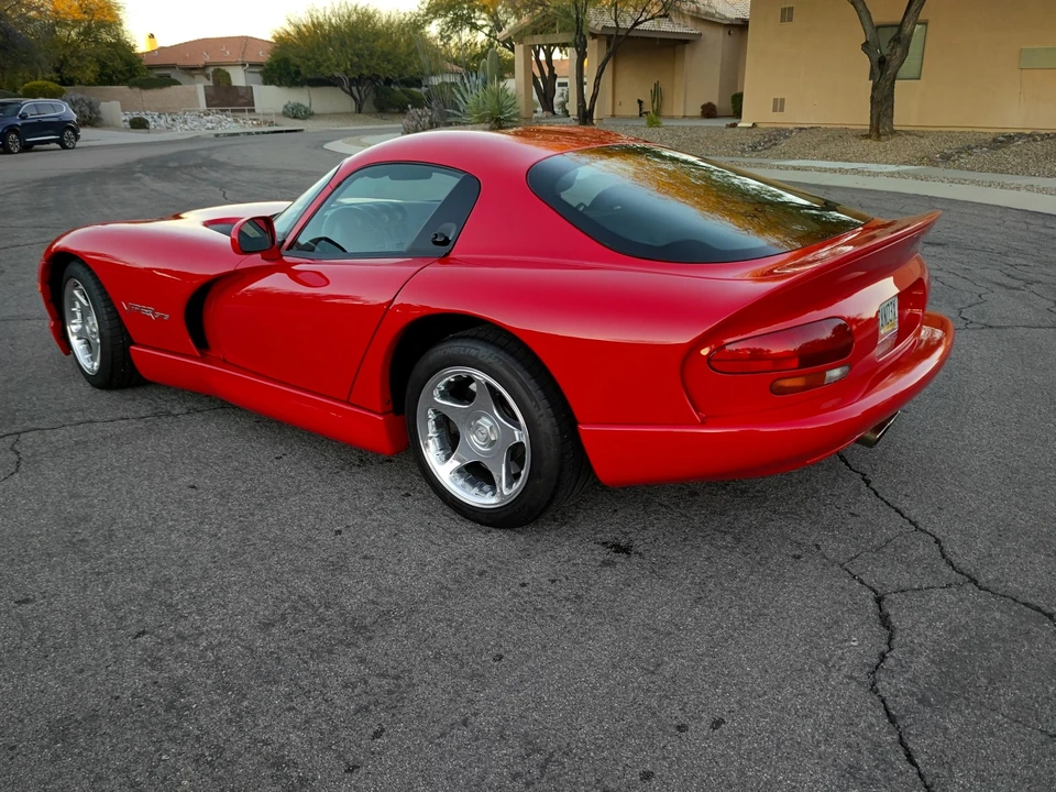 1998 Dodge Viper GTS 2nd Gen - Image 11 of 31