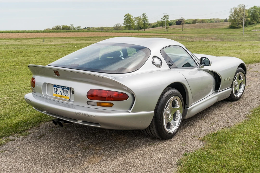 1998 Dodge Viper GTS 2nd Gen - Image 8 of 31