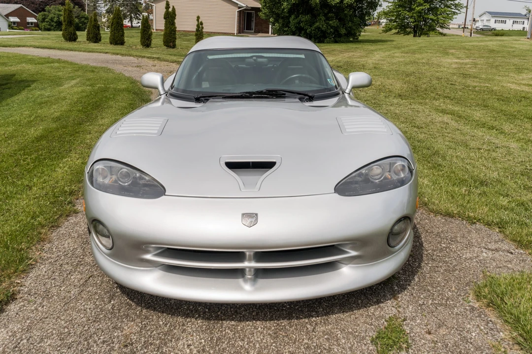 1998 Dodge Viper GTS 2nd Gen - Image 2 of 31