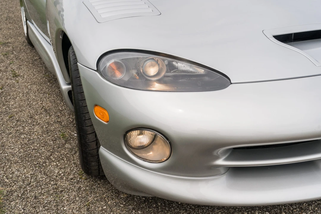 1998 Dodge Viper GTS 2nd Gen - Image 23 of 31