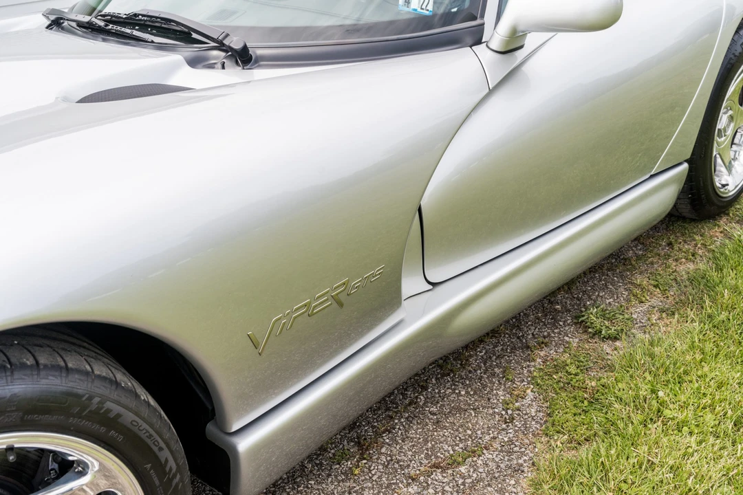1998 Dodge Viper GTS 2nd Gen - Image 12 of 31