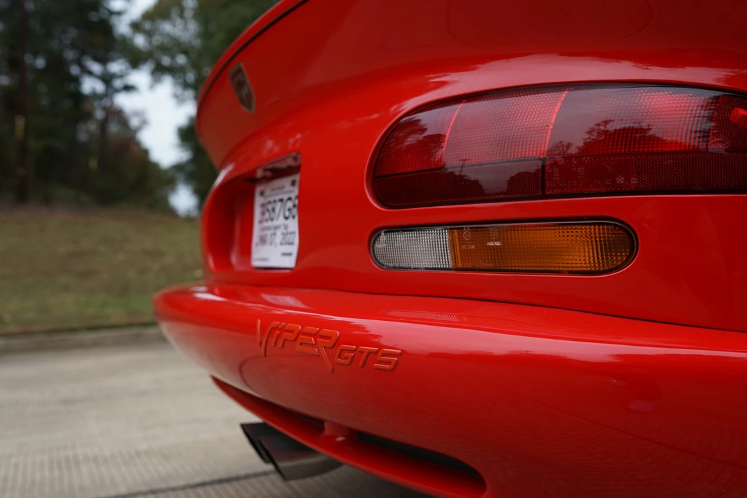 1998 Dodge Viper GTS 2nd Gen - Image 15 of 31