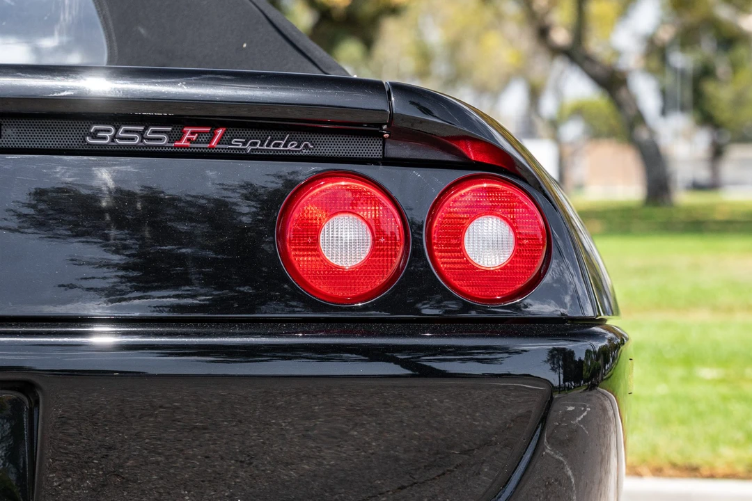 1998 Ferrari F355 Spider - Image 16 of 31