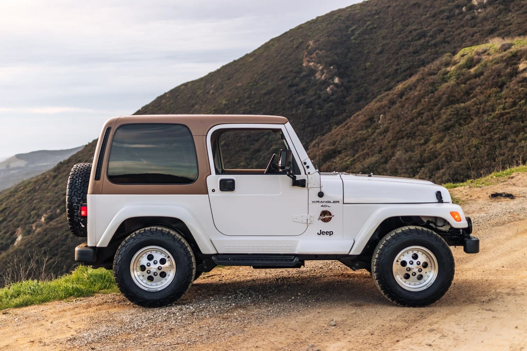 1998 Jeep TJ Wrangler - Image 13 of 31