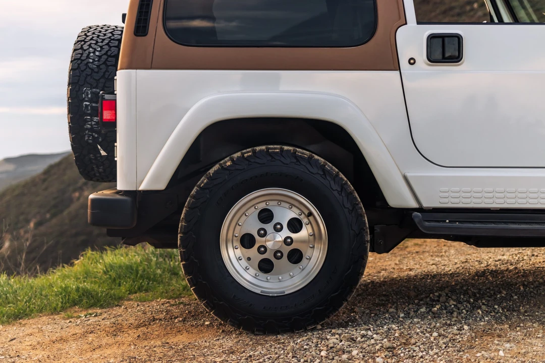 1998 Jeep TJ Wrangler - Image 26 of 31