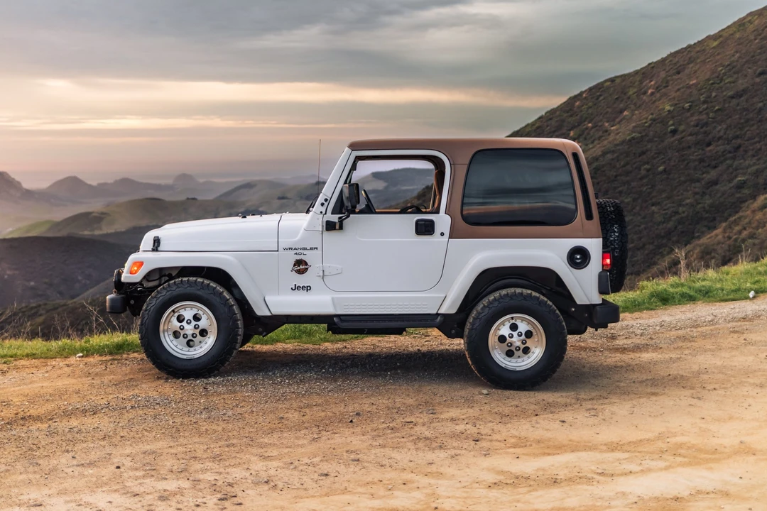 1998 Jeep TJ Wrangler - Image 4 of 31