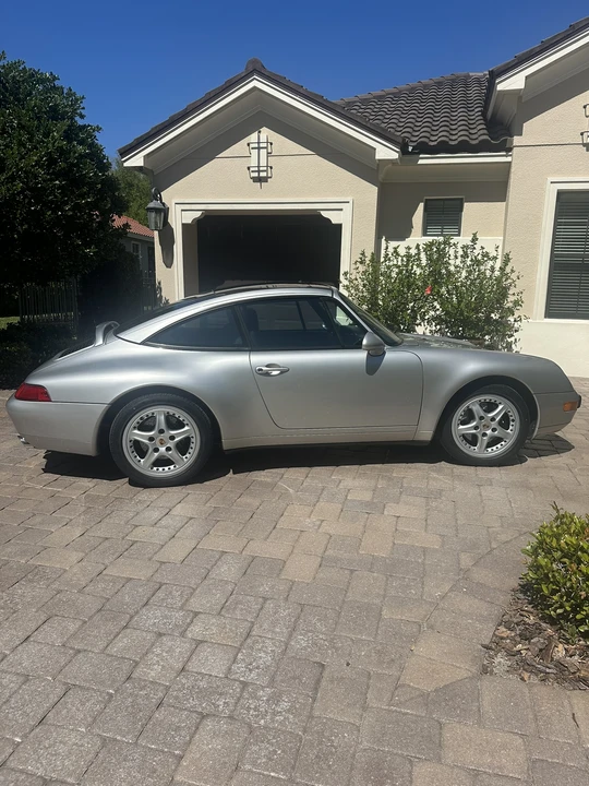 1998 Porsche 993 Carrera - Image 8 of 31