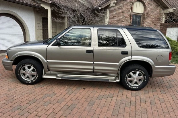 1999 Oldsmobile Bravada - Image 3 of 7