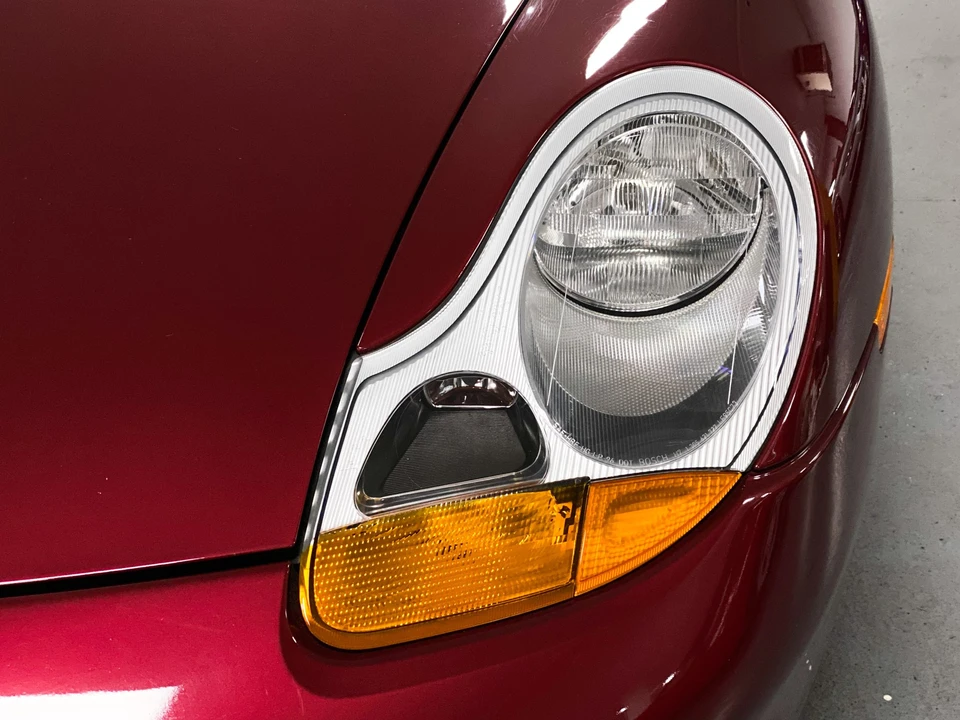 1999 Porsche 996 Carrera - Image 27 of 31