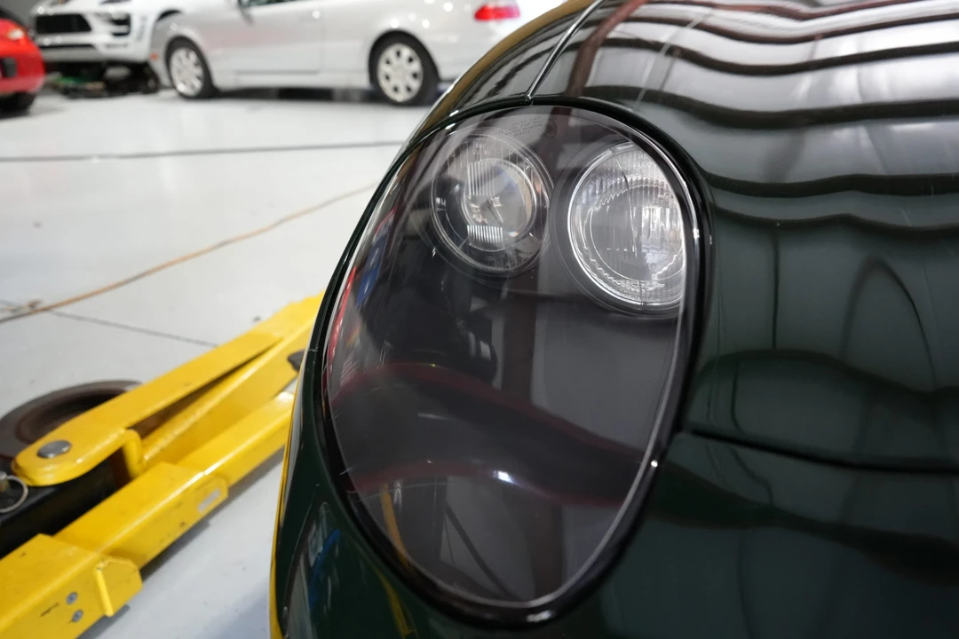 2000 Aston Martin DB7 Vantage - Image 18 of 31