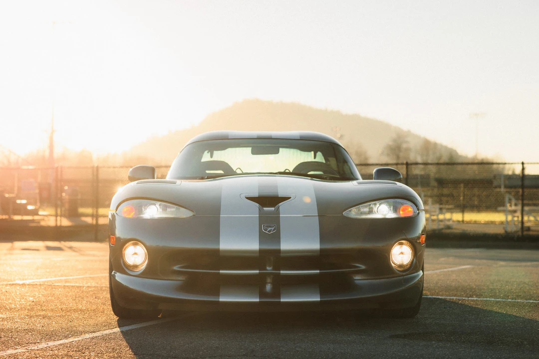 2000 Dodge Viper GTS 2nd Gen - Image 9 of 31