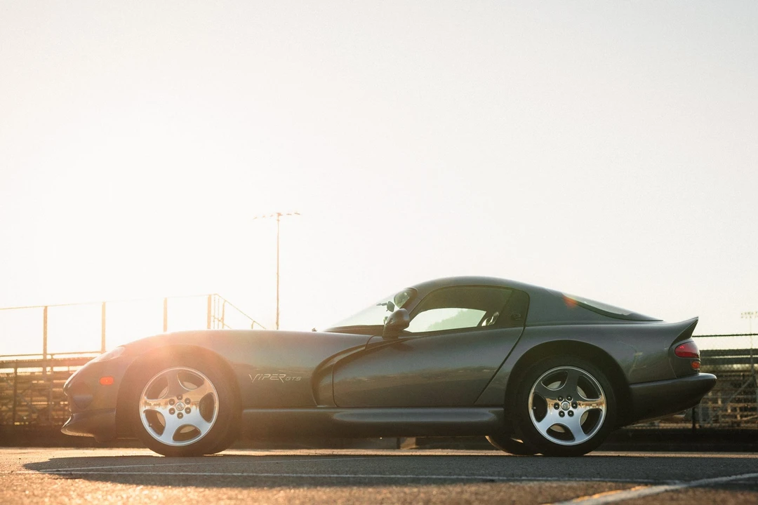 2000 Dodge Viper GTS 2nd Gen - Image 15 of 31
