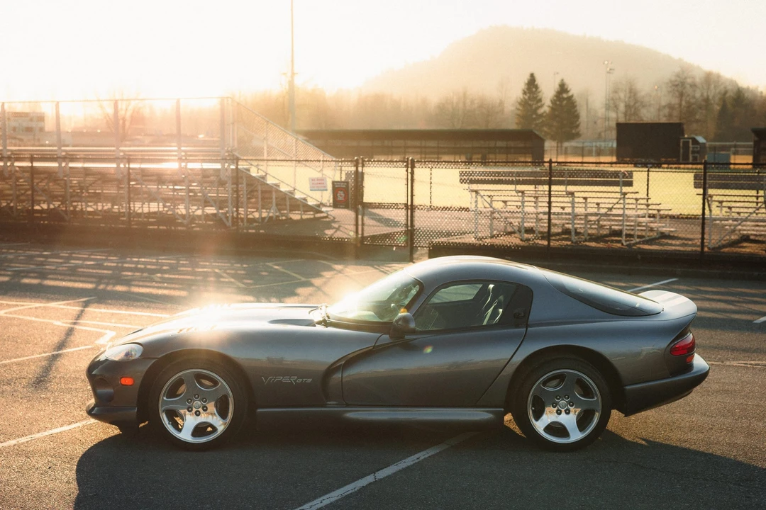 2000 Dodge Viper GTS 2nd Gen - Image 18 of 31