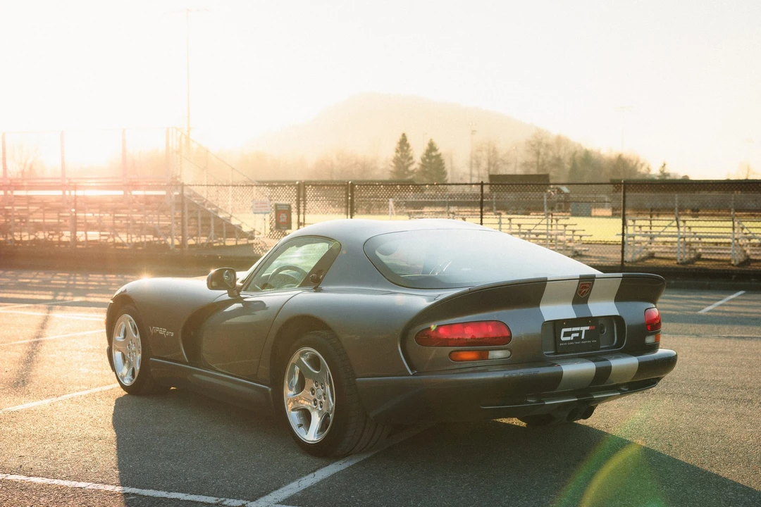 2000 Dodge Viper GTS 2nd Gen - Image 22 of 31