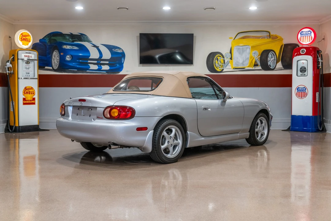 2000 Mazda NB MX-5 Miata - Image 12 of 31