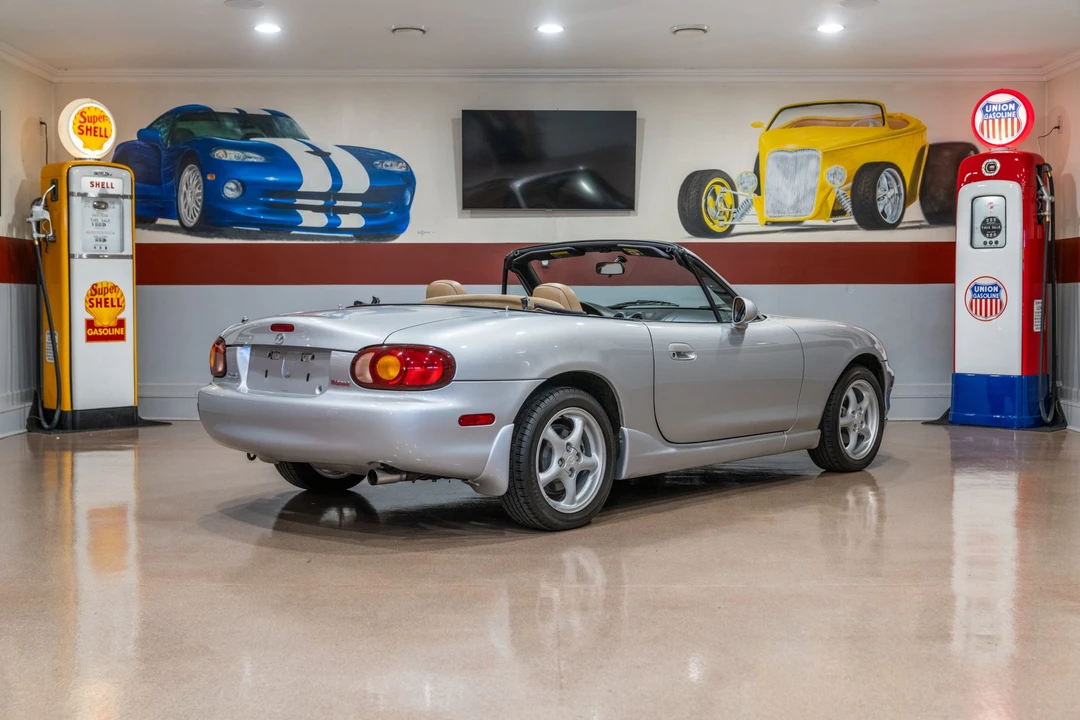 2000 Mazda NB MX-5 Miata - Image 13 of 31