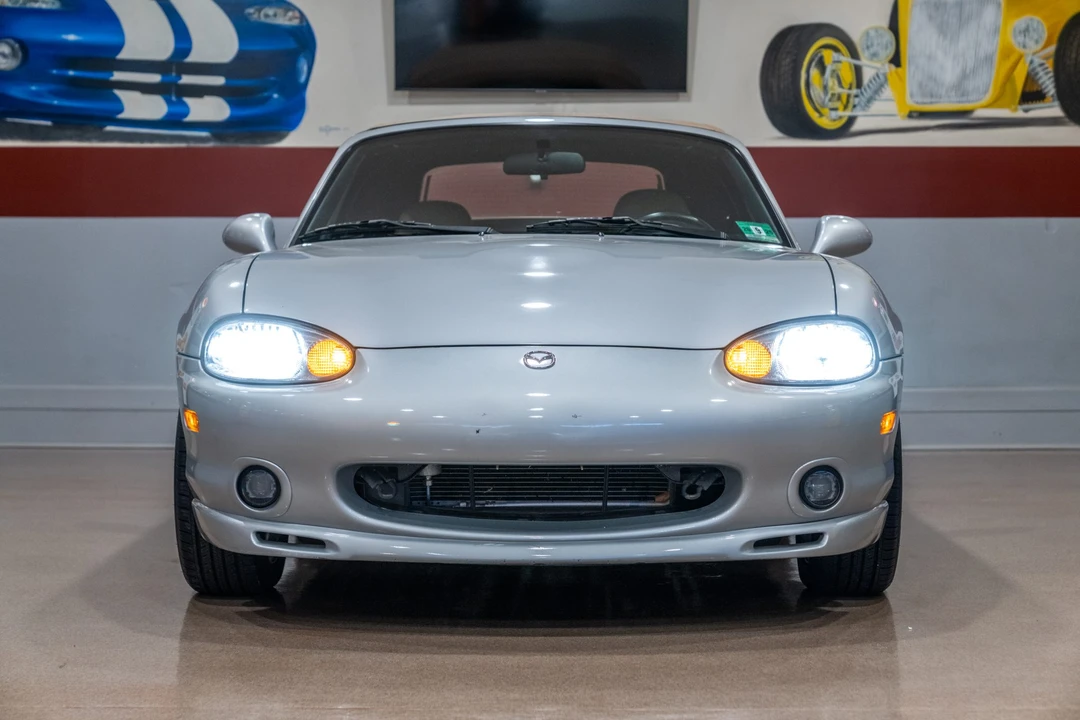2000 Mazda NB MX-5 Miata - Image 9 of 31