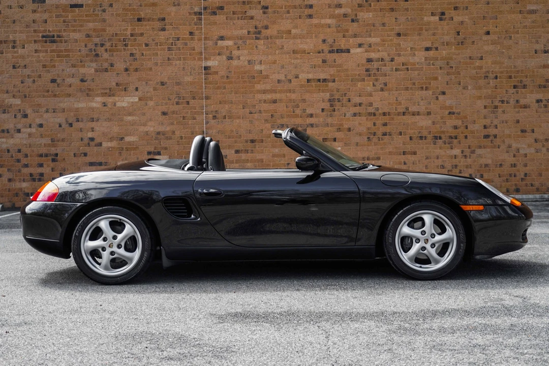 2000 Porsche 986 Boxster - Image 4 of 31