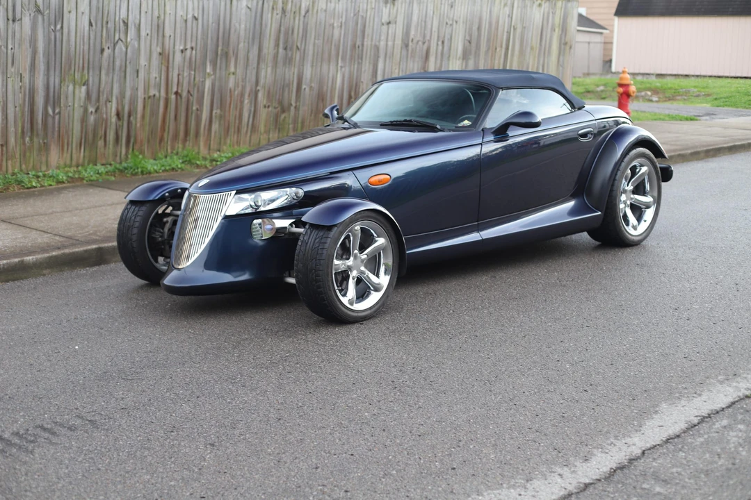 2001 Plymouth Prowler - Image 3 of 31