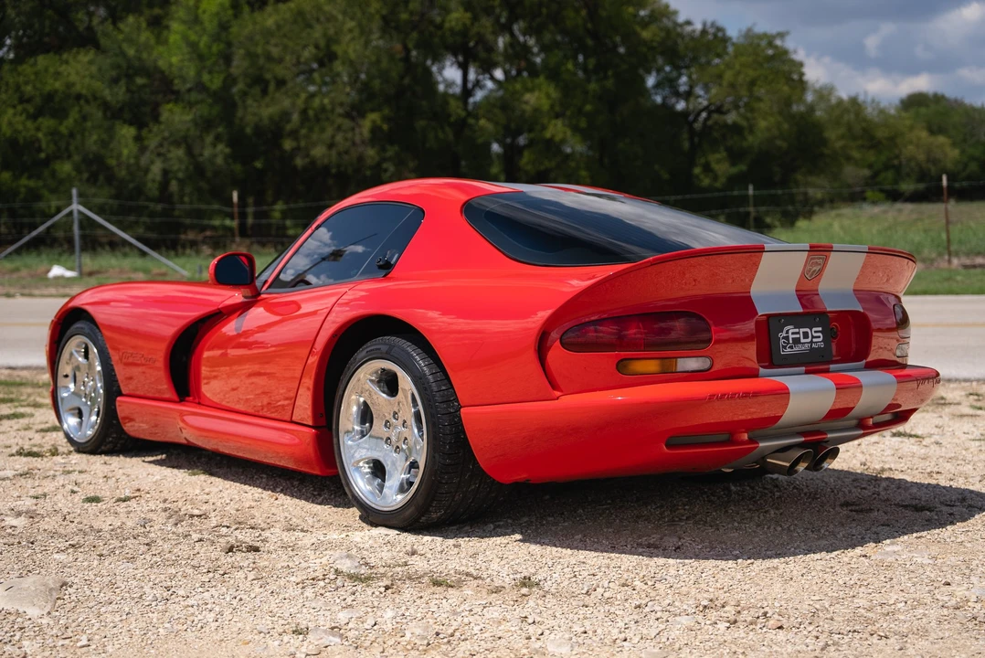 2001 Dodge Viper GTS 2nd Gen - Image 6 of 31