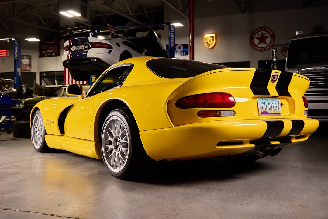 2001 Dodge Viper ACR 2nd Gen - Image 14 of 31