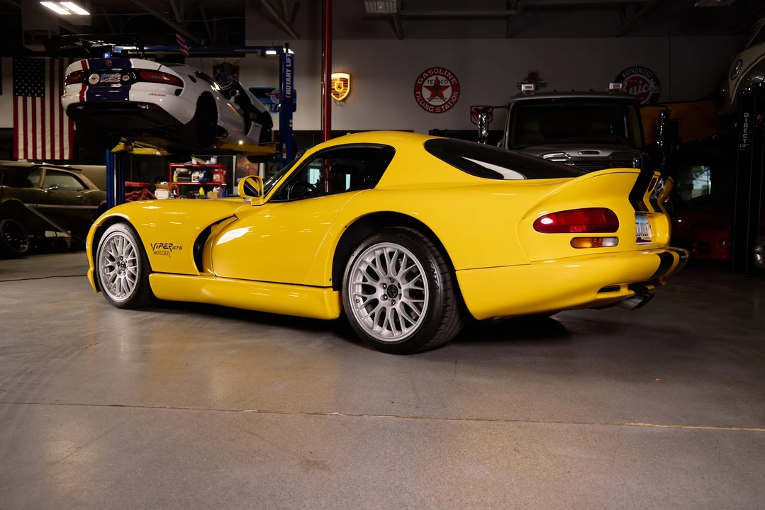2001 Dodge Viper ACR 2nd Gen - Image 11 of 31