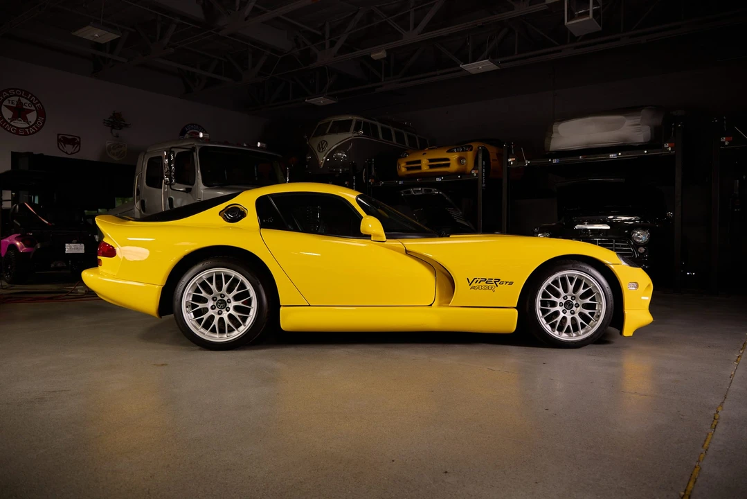 2001 Dodge Viper ACR 2nd Gen - Image 23 of 31
