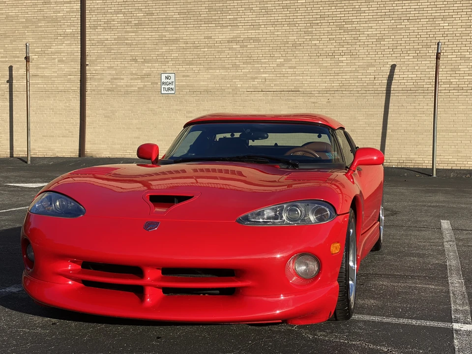 2001 Dodge Viper 2nd Gen - Image 2 of 31