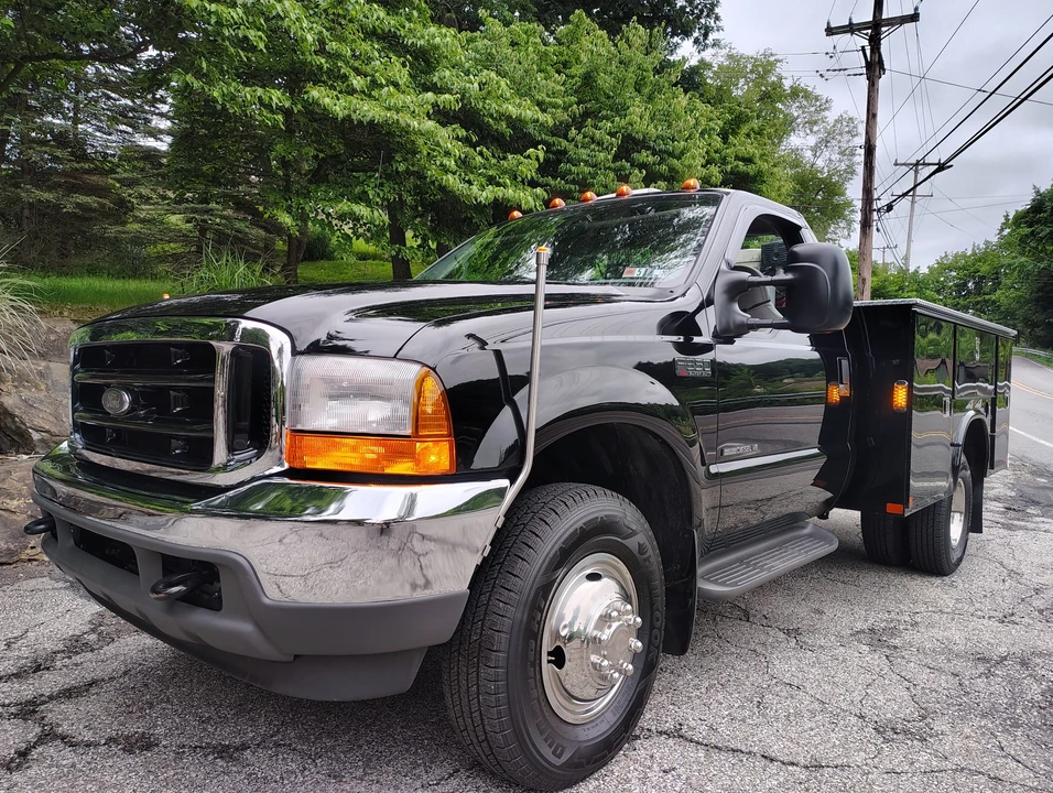 2001 Ford Super Duty 1st Gen - Image 2 of 31
