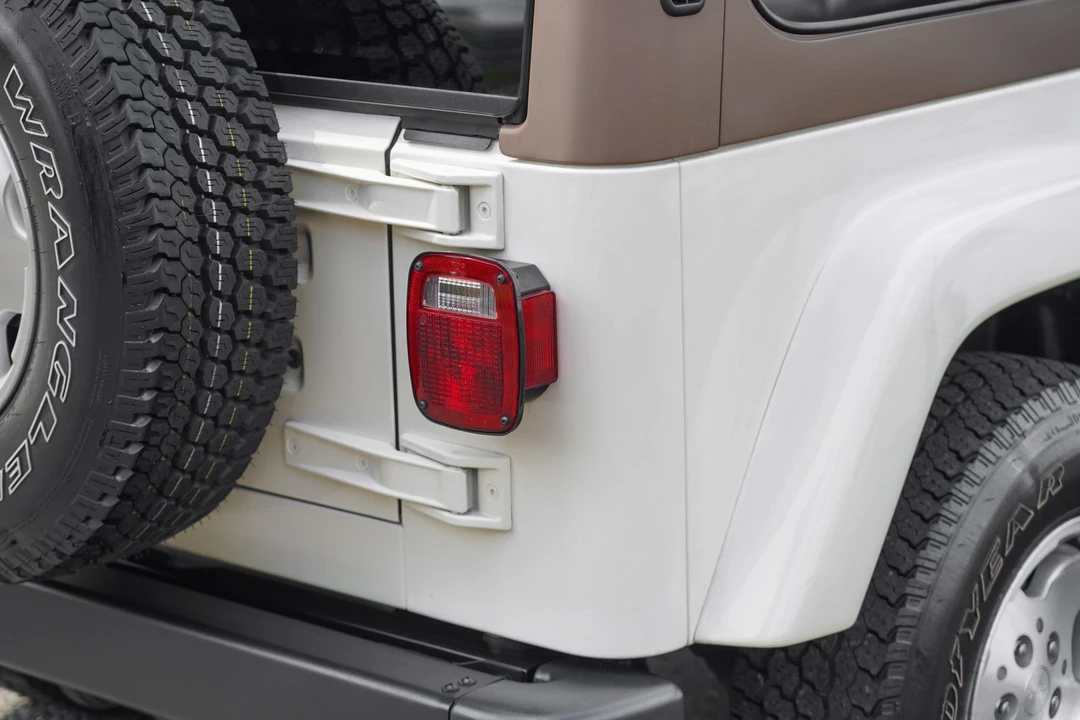 2001 Jeep TJ Wrangler - Image 30 of 31