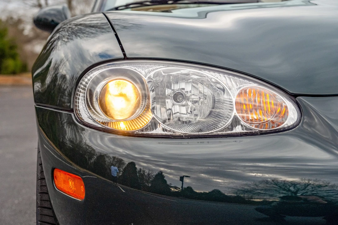 2001 Mazda NB MX-5 Miata - Image 28 of 31