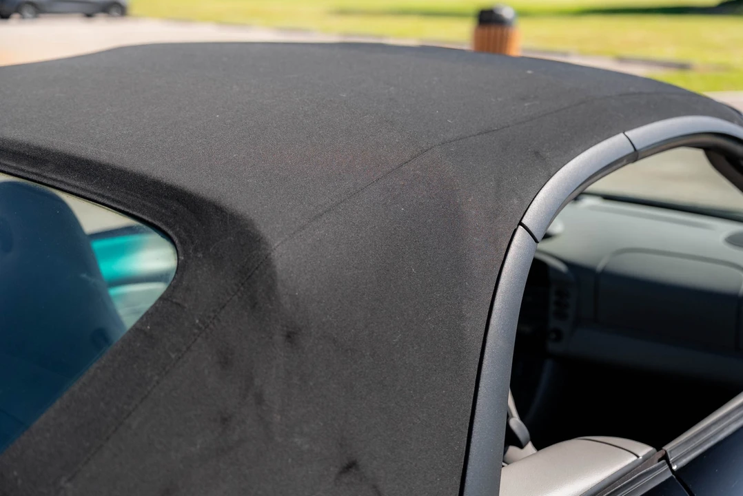 2001 Porsche 996 Carrera 4 - Image 31 of 31