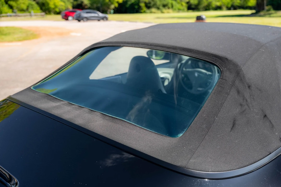 2001 Porsche 996 Carrera 4 - Image 30 of 31