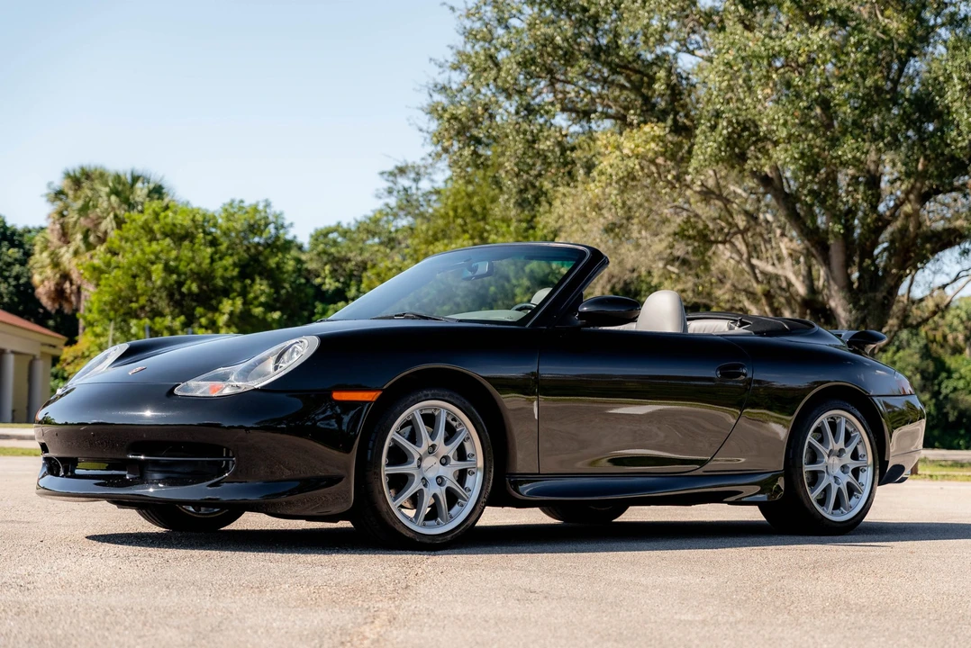 2001 Porsche 996 Carrera 4 - Image 2 of 31