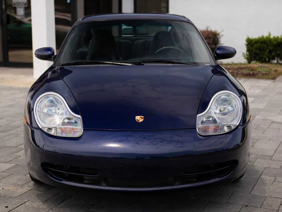 2001 Porsche 996 Carrera 4 - Image 12 of 31