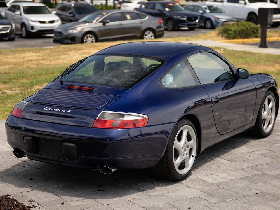 2001 Porsche 996 Carrera 4 - Image 5 of 31