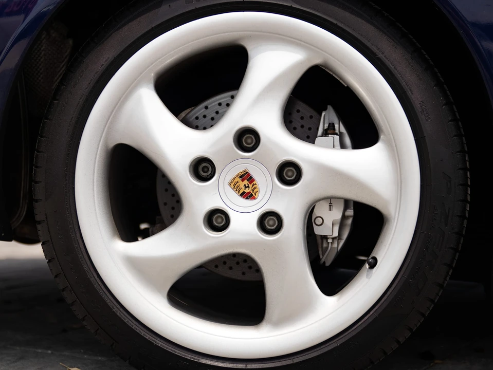 2001 Porsche 996 Carrera 4 - Image 30 of 31